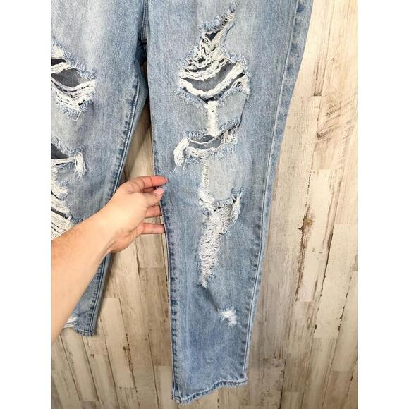 Petra153 STYLE# P214MXH-LI Distressed Ripped Jeans Button Fly Size 9/28 - Picture 5 of 16